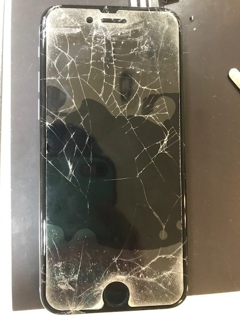 iPhone６　画面交換＜伊丹市からのご来店＞｜落としてから画面が全くつきません。。。　iPhone（アイフォン）修理専門店つかしん