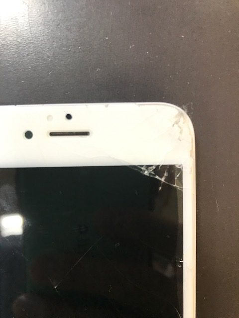 iPhone６S　画面交換＜伊丹市からのご来店＞｜画面が割れてしまっているんですが。。。　iPhone修理専門店　つかしん