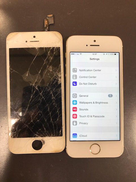 iphone5S 画面交換＜伊丹市からのご来店＞｜落としてしまいました。。　iPhone修理専門店　つかしん
