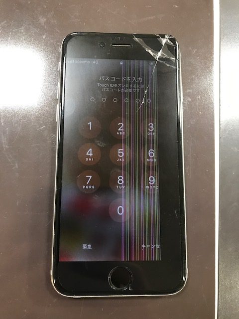 iphone６　画面交換＜塚口からのご来店＞｜今日落としてから画面の液晶がおかしくなってタッチも利きません。。。　そんな症状も画面交換でなおるかもしれませんよ♪　アイフォン修理専門店　つかしん　TELL06-6421-1705