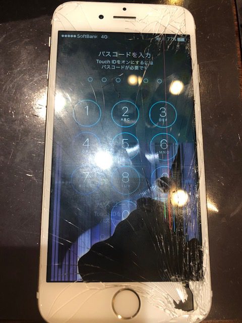 iphone6S画面交換｜どんどん広がってくる黒い影が怖い！＜伊丹市よりお越しのお客様＞液晶の損傷、放っておくとデータ消去がひつようになひつようになるることも