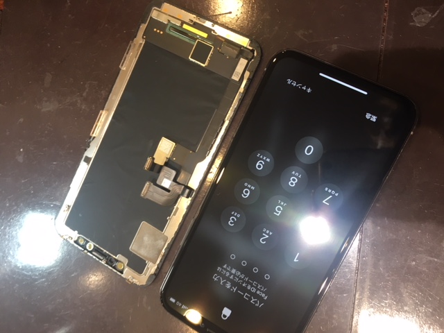 iPhoneX画面交換修理！買取も強化しております！アイフォン修理伊丹尼崎店　川西市よりお越しのお客様