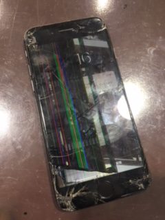 iPhone8画面交換　伊丹市よりお越しのお客様　iPhone修理伊丹尼崎店