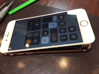 スマホ修理伊丹尼崎店　データそのまま　伊丹市よりお越しのお客様iPhone6sバッテリー交換