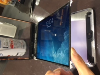 アイフォンのみならずiPad修理も承っております！iPadminiガラス交換　伊丹市よりお越しのお客様