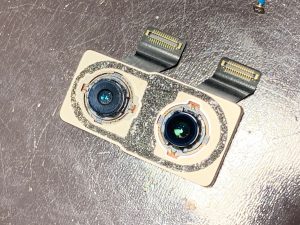 カメラ　レンズ　割れ　破損　バキバキ　アイフォン　iPhone　X