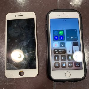iPhone　アイフォン　８　画面　液晶　ガラス　パネル　割れ　交換　修理　バキバキ