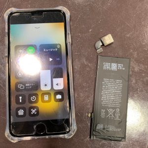 iphone　アイフォン　８　エイト　バッテリー　カメラ　外　アウト　バックカメラ　電池　交換　修理　