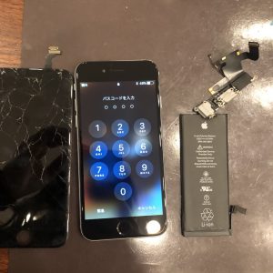 アイフォーン6画面＆バッテリー＆ドックコネクタ交換！