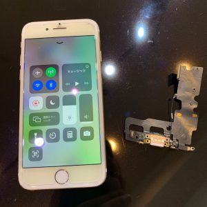 アイフォン　iPhone　７　充電　コネクタ　修理