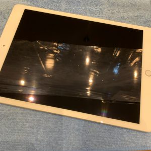 iPad第７世代　ガラスコーティング