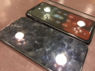 iPhoneXR　画面ガラス破損画面交換　尼崎からご来店　カ