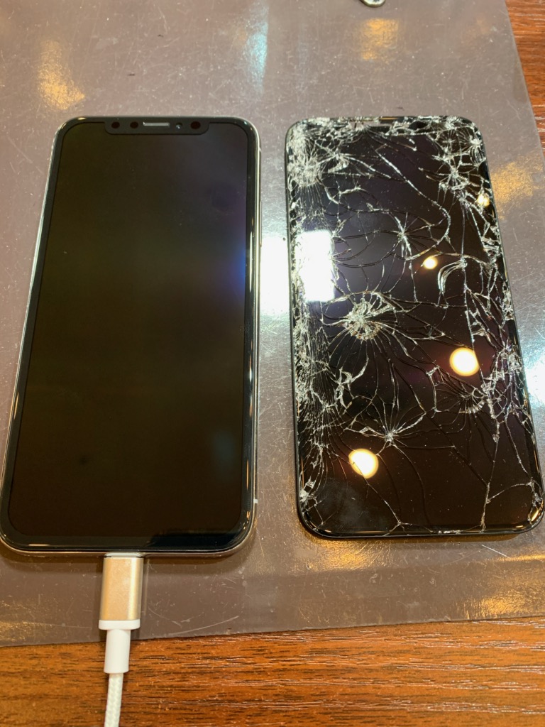 【iPhoneXS画面修理】川西-どんなにバキバキでも即日修理可能！もちろんデータそのままでお返し可能！ヒ