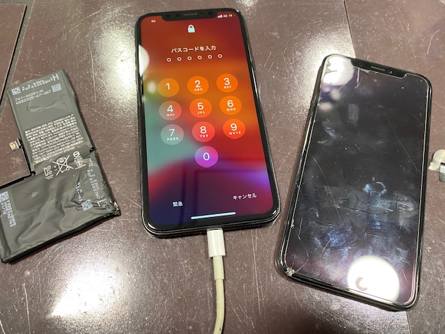 iPhoneXS　画面バッテリー交換　伊丹市よりお越しのお客様　ミ