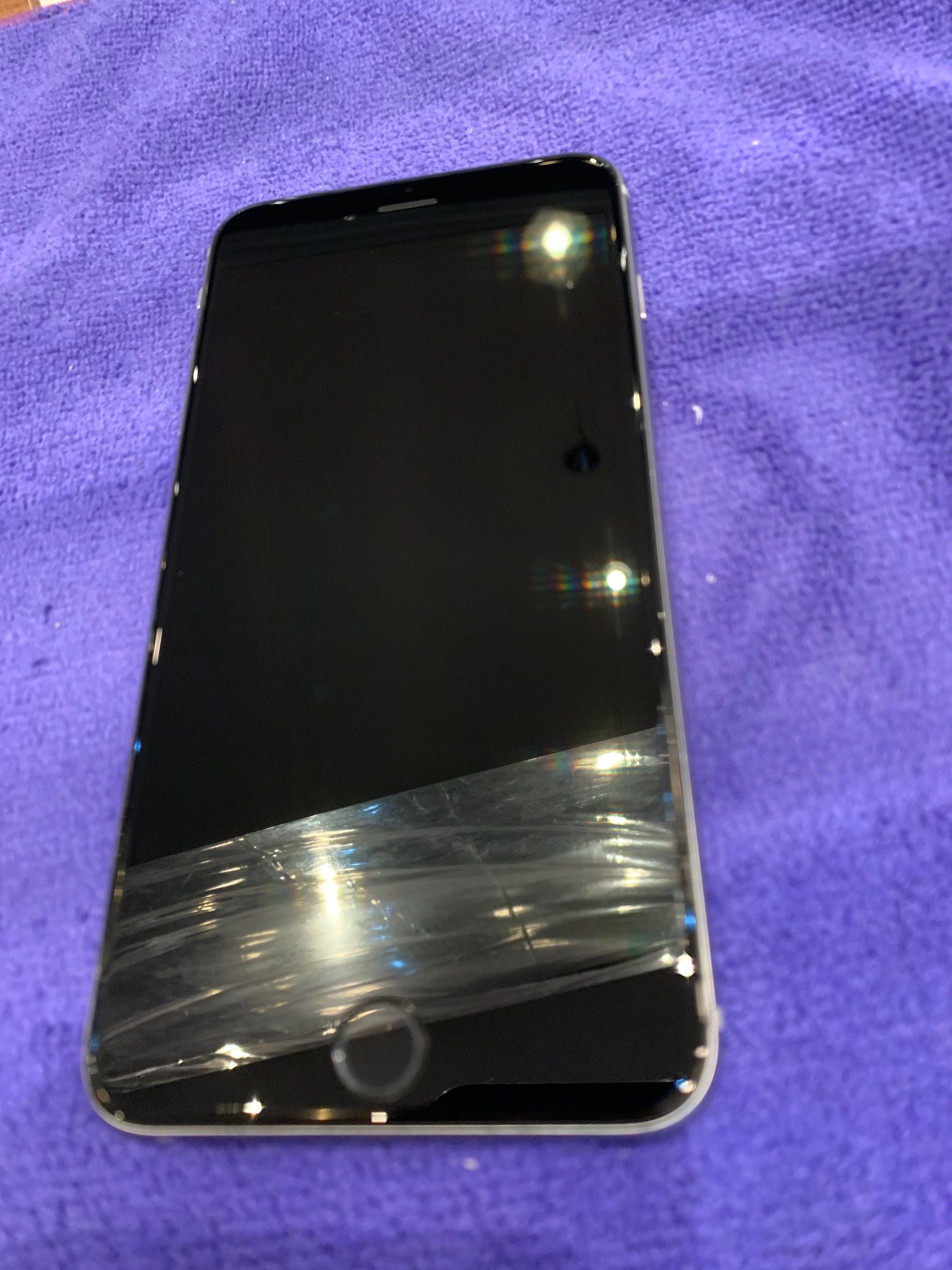 iPhone7　ガラスコーティング　硬度だけでなく汚れのつきにくさも変わります！！