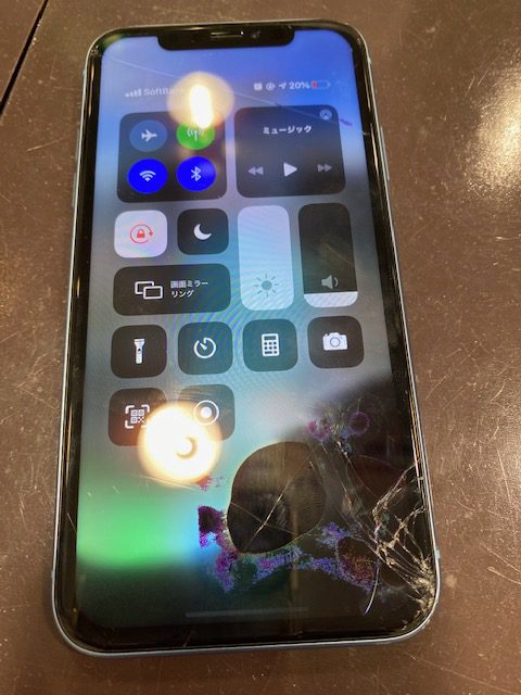 iPhoneX　画面修理　データそのまま即日最短30分修理　＜大阪市からお越しのお客様＞ク
