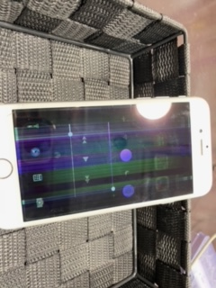 iPhone6ｓ　画面交換【伊丹市からお越しのお客様】