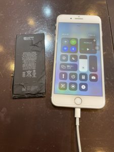 iPhone8 バッテリー交換