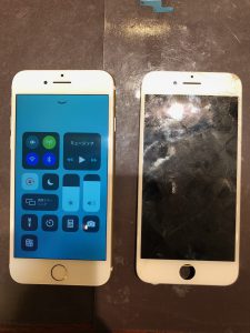 液晶画面を交換修理したiPhone8