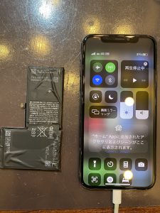 iPhoneXs　バッテリー交換