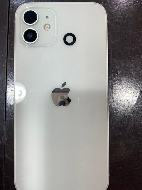 iPhone12　カメラレンズ修理【川西市よりお越しのお客様】ｍ