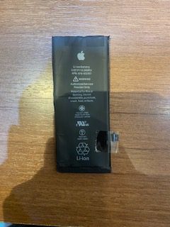 iPhoneSE2　バッテリー交換　西宮市よりご来店