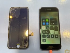 iPhone SE 第2世代 画面修理