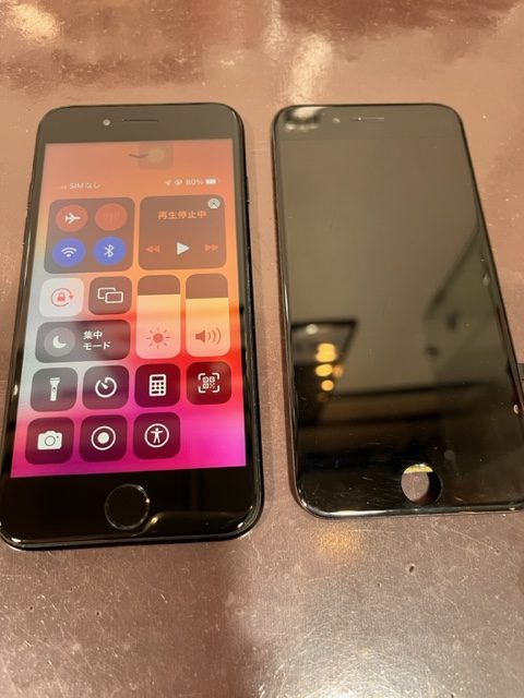 【iPhoneSE2　画面交換】アイフォンのタッチが出来ない！！画面修理で直るかも！？　伊丹市よりお越しのお客様