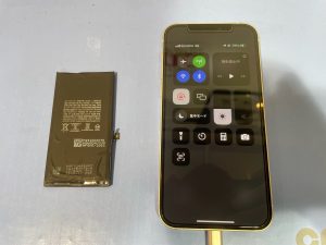 iPhone 12 電池交換