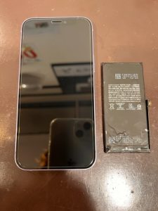 iPhone12mini　バッテリー交換