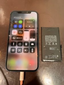 iPhone12　バッテリー交換