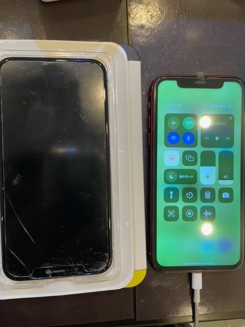 iPhone11　画面交換　伊丹市よりご来店のお客様　アイフォンガラス・液晶割れ