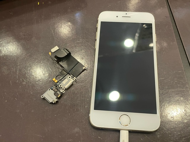 iPhone7ドックコネクタ修理が即日可能🌟スマートクールつかしん店
