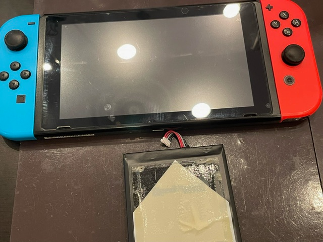 Switch　バッテリー交換　尼崎市よりお越しのお客様