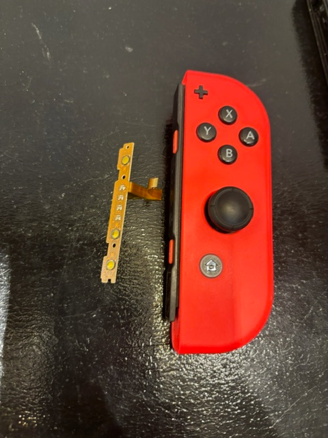 Switch/JoyCon　SR/SLボタン修理　尼崎市よりお越しのお客様