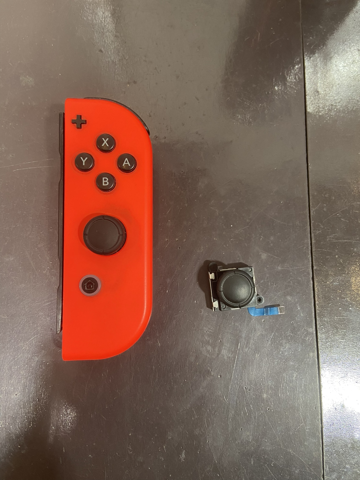 Switch　JoyCon　スティック交換　尼崎市よりお越しのお客様　スイッチジョイコン修理