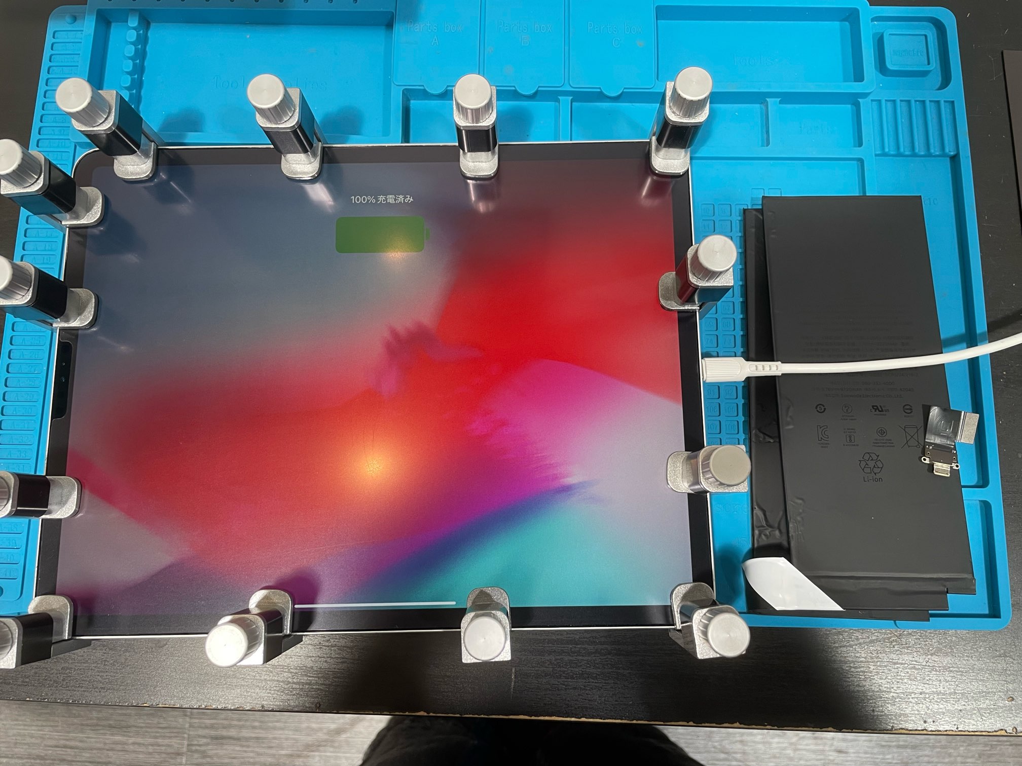 【イオンモール伊丹店】iPad Pro 12.9inch 第3世代 充電口(ドックコネクタ)&バッテリー交換 症状:充電しにくい、減りが早い