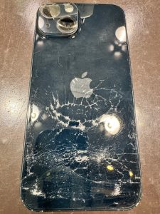 iPhone14　バックパネル交換