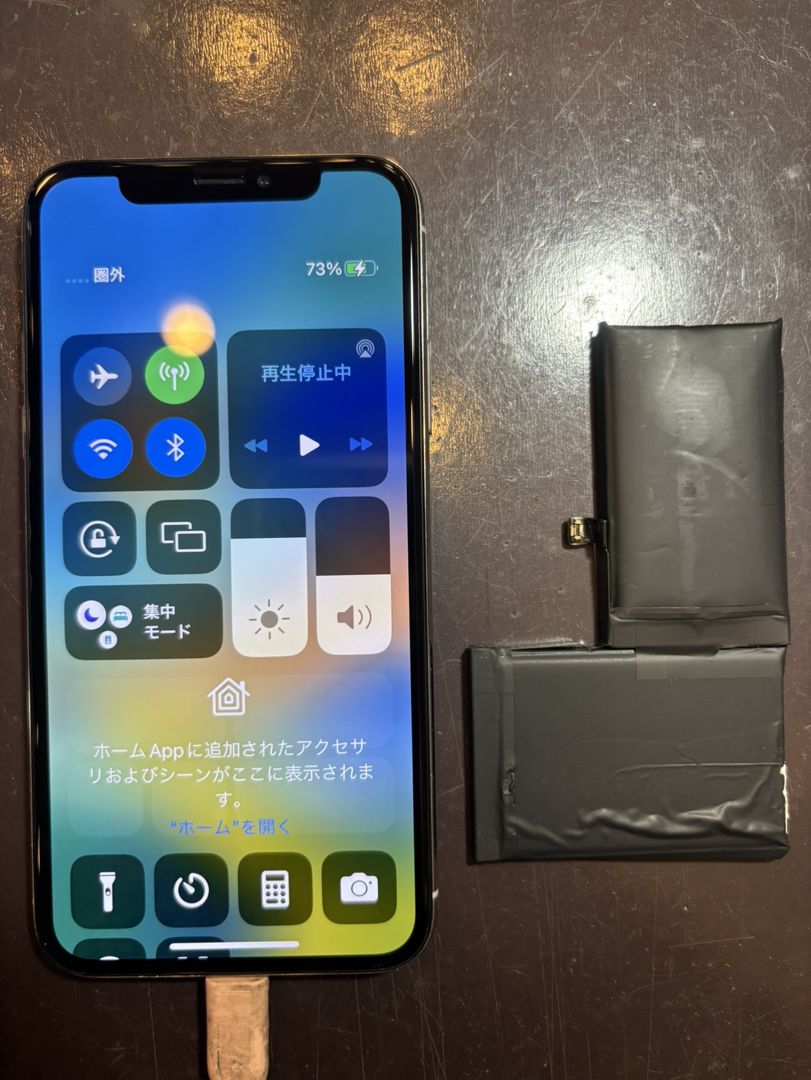 iPhoneX　バッテリー膨張　尼崎市よりご来店のお客様