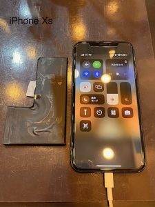 iPhoneXs　バッテリー交換　伊丹市よりお越しのお客様