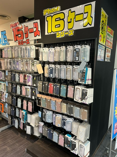 新シリーズのアイフォンケース多数入荷しております