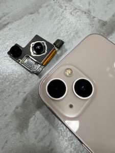 iPhone13　バックカメラ交換