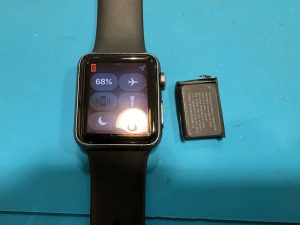 起動できない AppleWatchSport バッテリー交換で起動