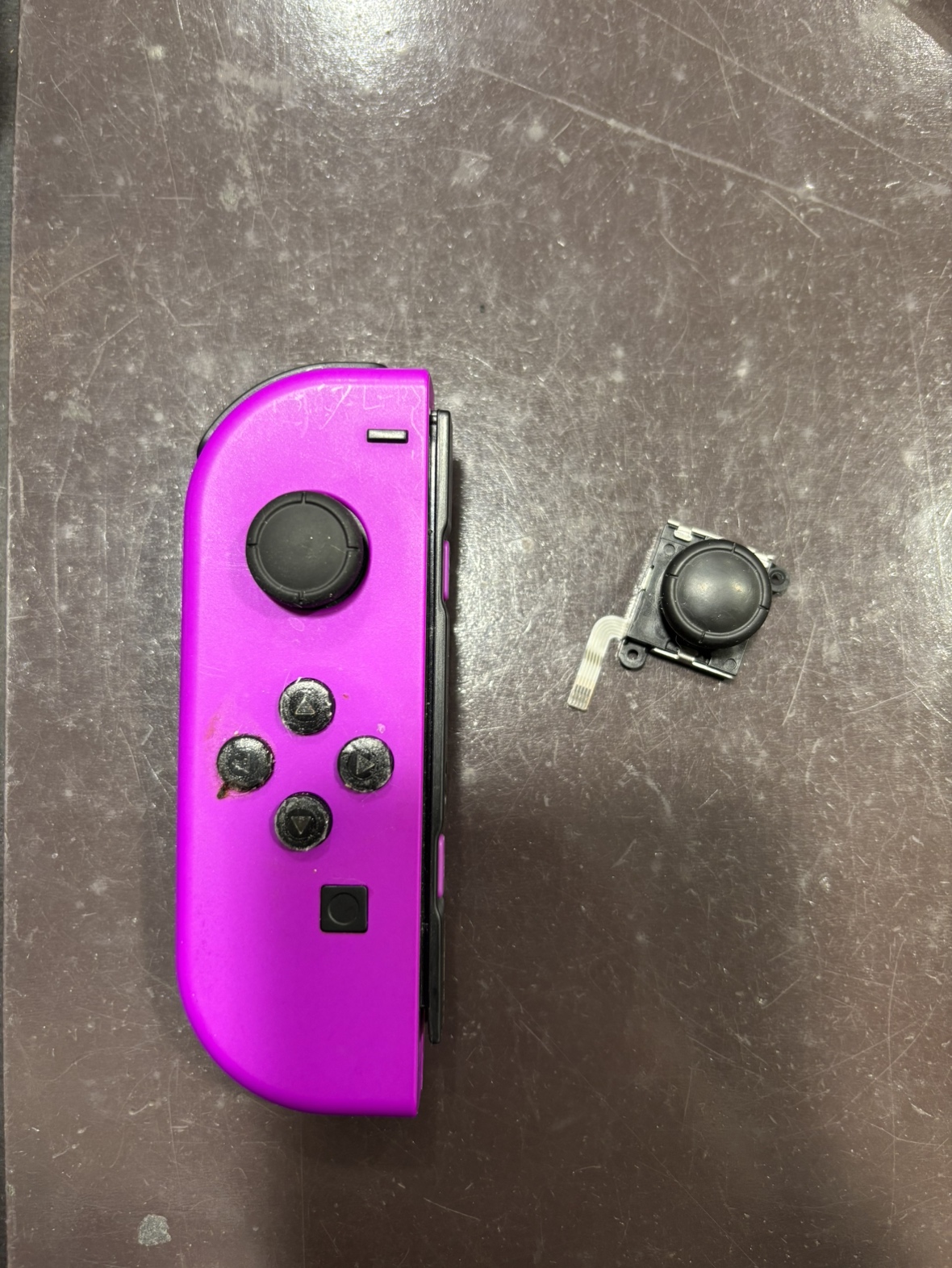 【イオンモール伊丹店】ジョイコン　スティック交換　伊丹市よりお越しのお客様　NintendoSwitch/Joycon/コントローラー修理