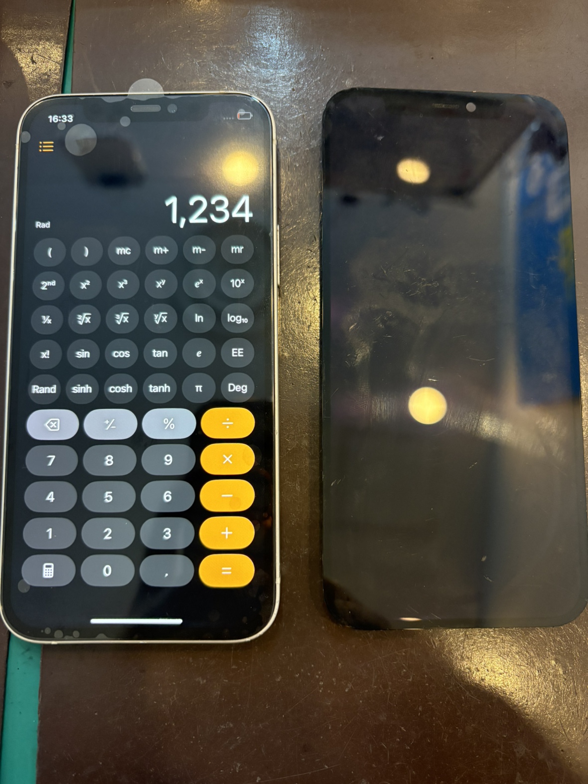 iPhoneの画面がタッチ不可でも修理可能です！　つかしん店　尼崎