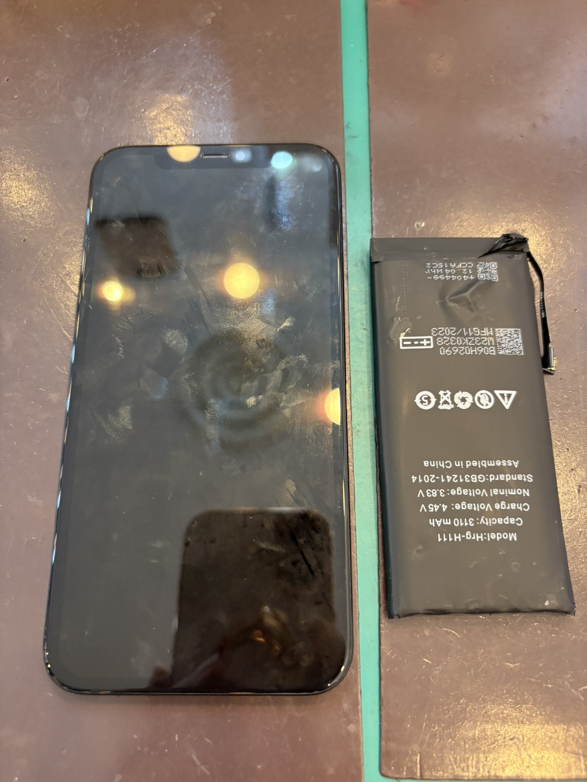 iPhone11　画面・バッテリー交換　つかしん店