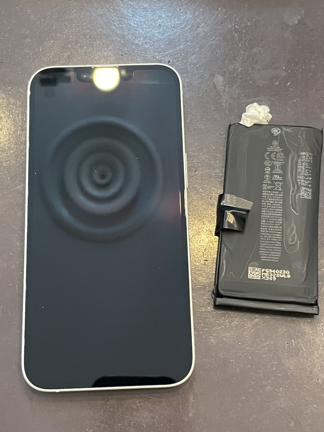 iPhoneバッテリー交換　即日1時間で交換が可能です！　【つかしん店】