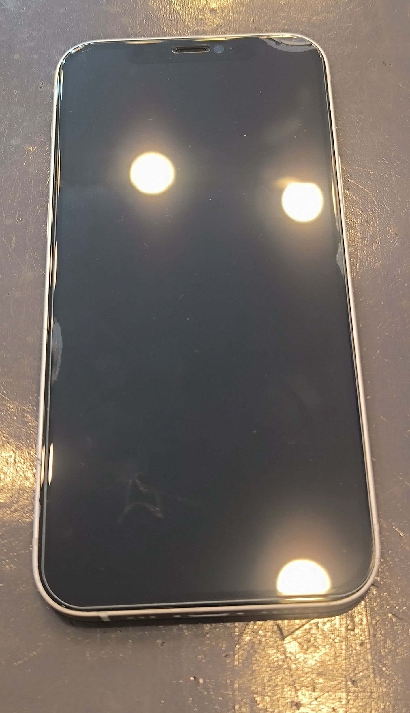 【つかしん店】iphone12 バッテリー交換【尼崎市よりお越しのお客様】